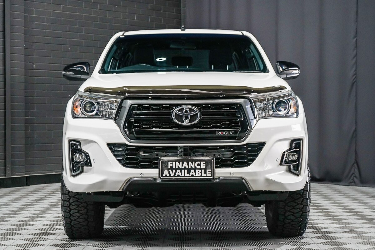 Toyota Hilux image 3