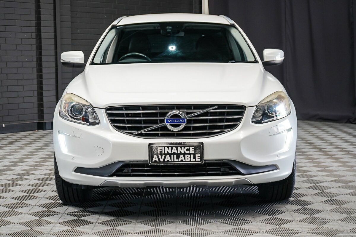 Volvo Xc60 image 3