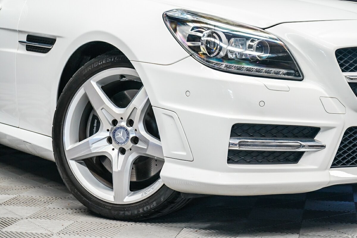 Mercedes Benz Slk-class image 2