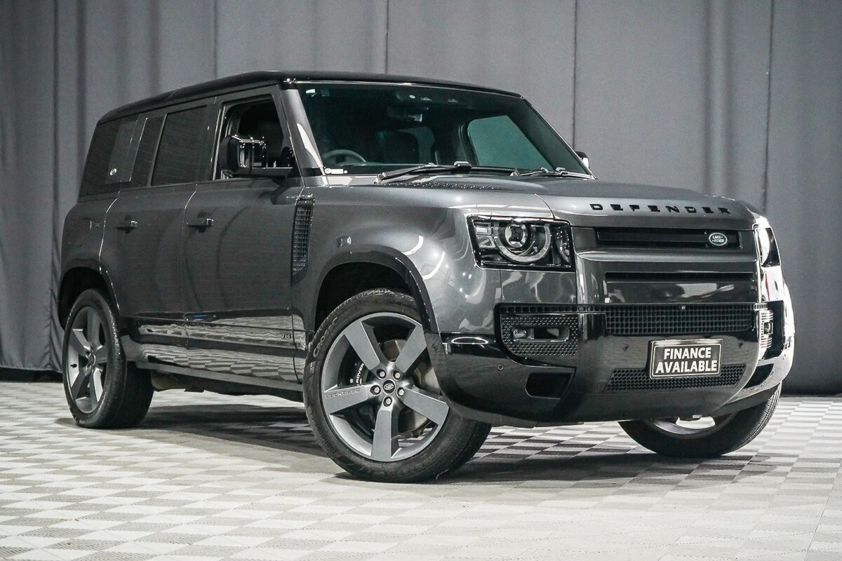 Land Rover Defender image 1
