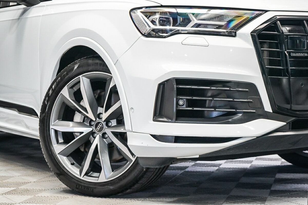 Audi Q7 image 2