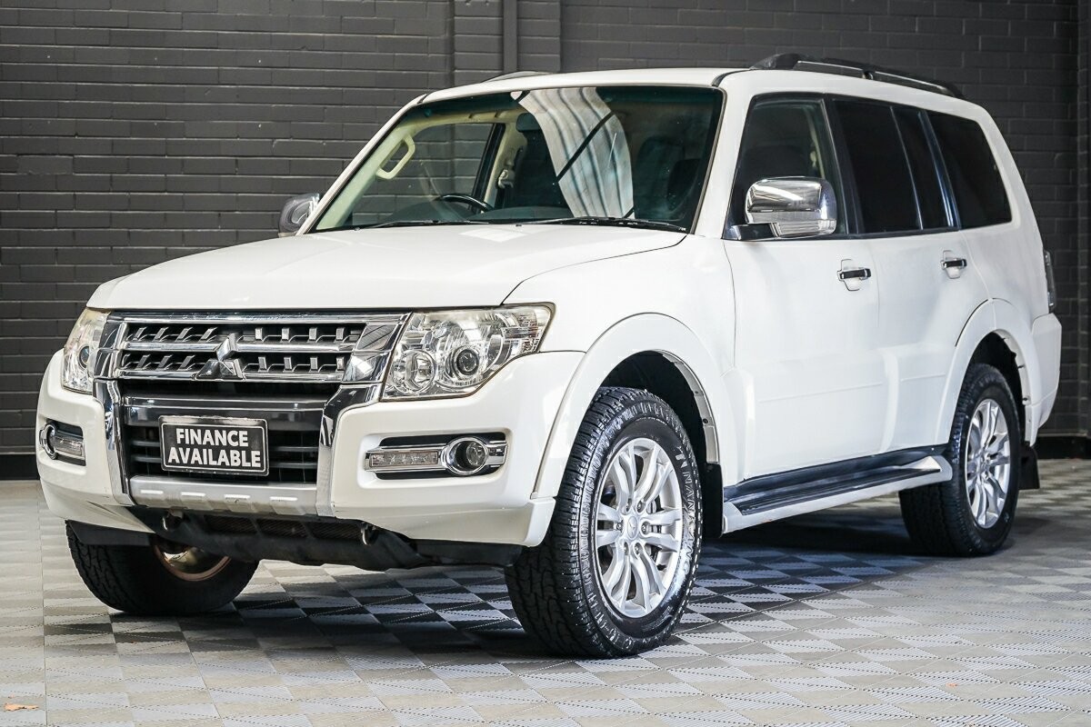 Mitsubishi Pajero image 4