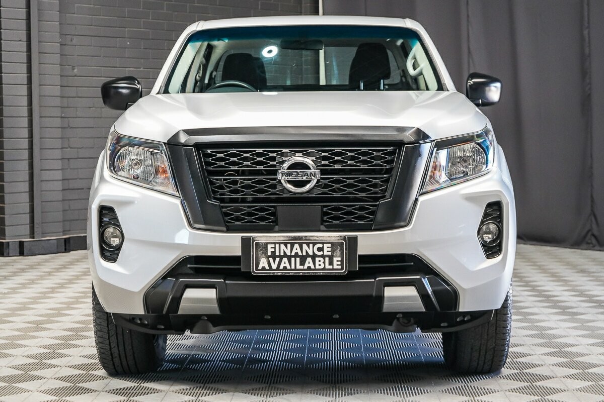 Nissan Navara image 3