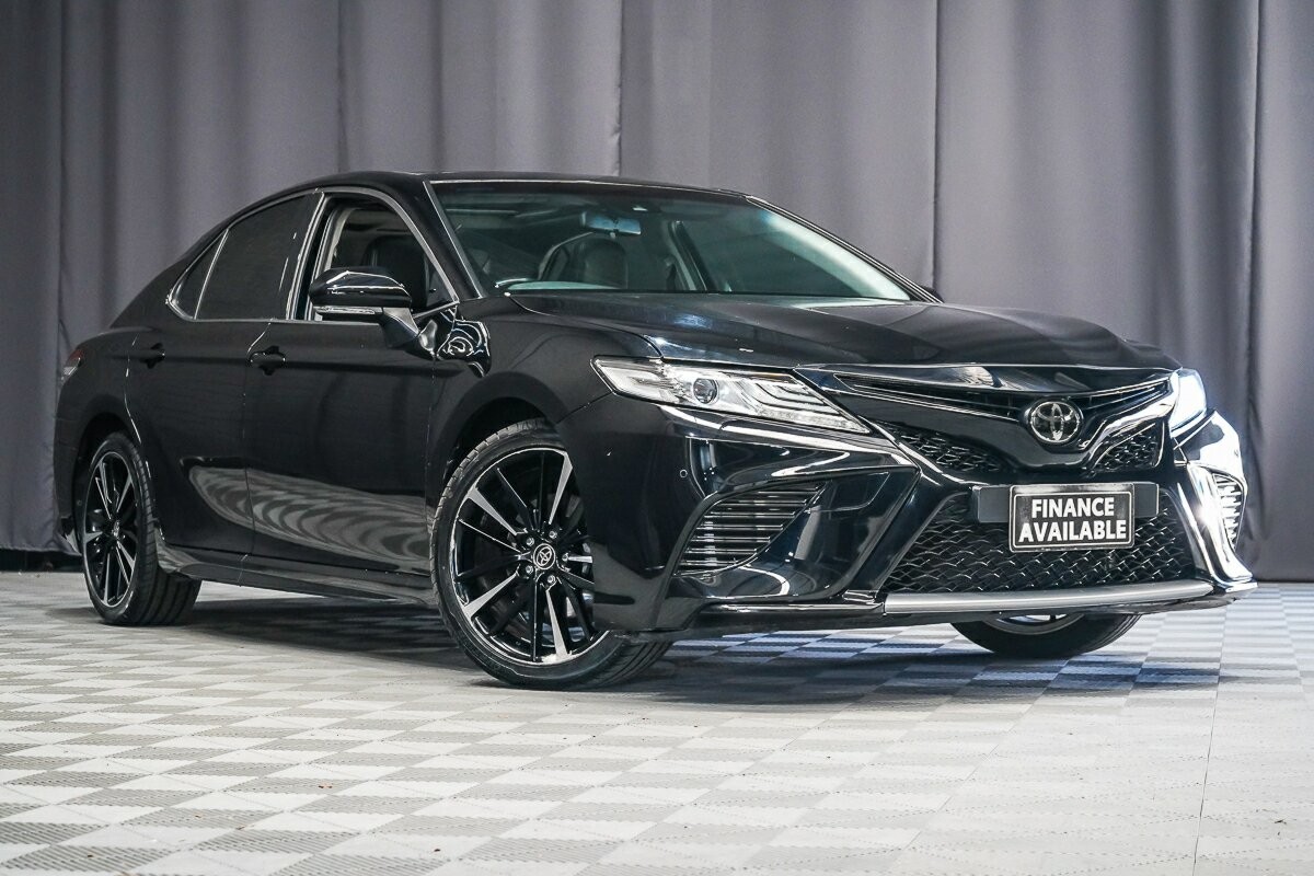 Toyota Camry image 1