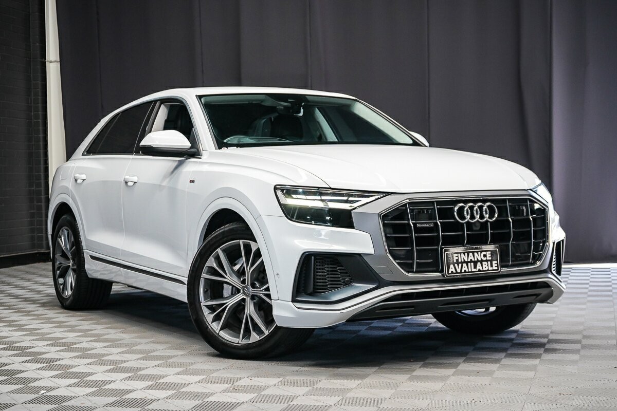 Audi Q8 image 1
