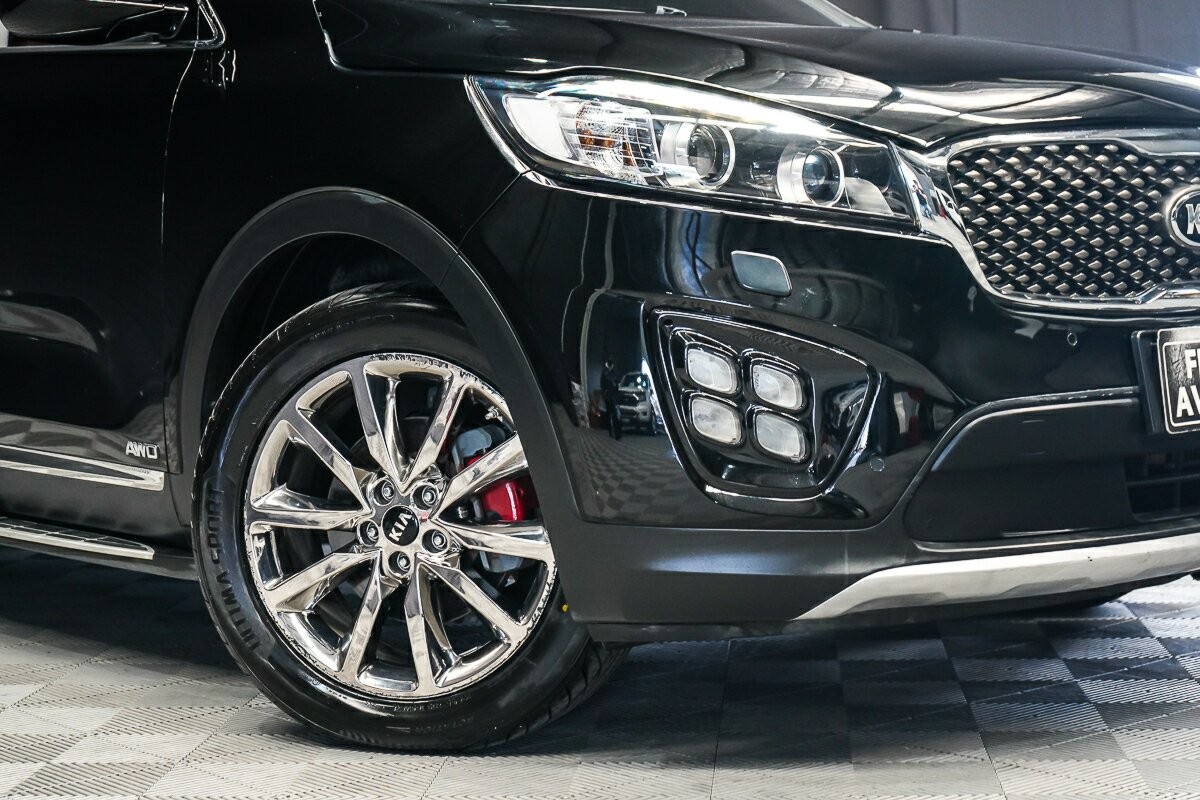 Kia Sorento image 2