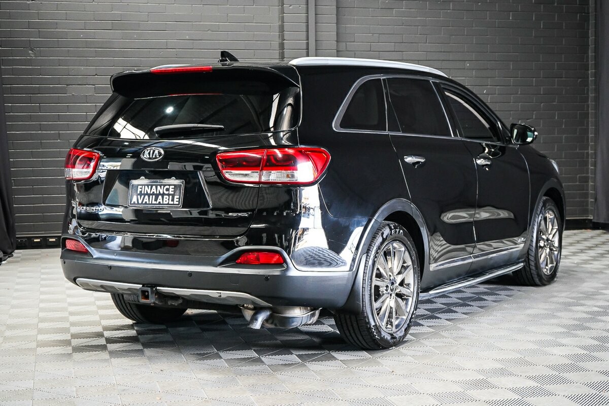 Kia Sorento image 4