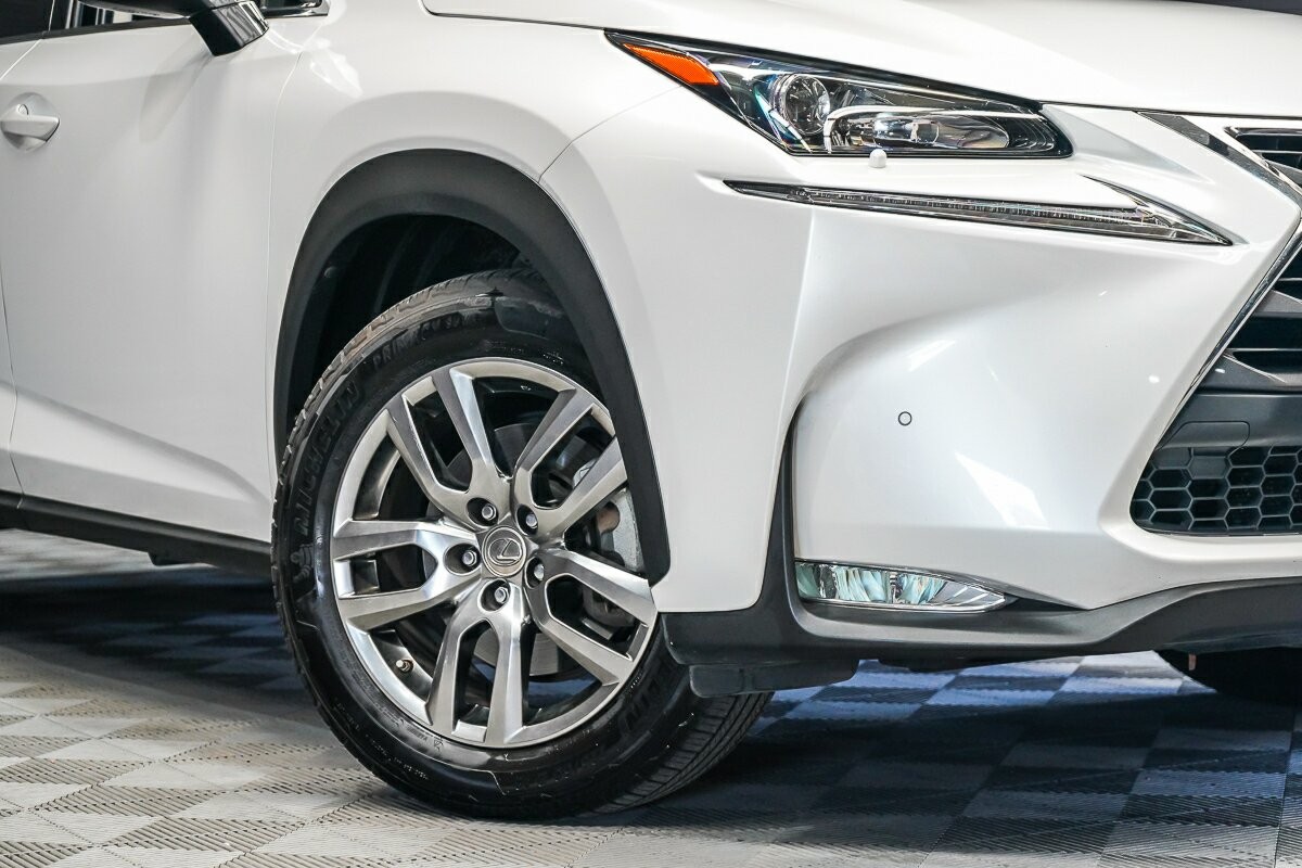 Lexus Nx image 2