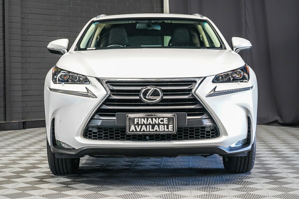 Lexus Nx image 3