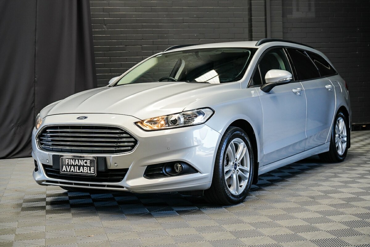 Ford Mondeo image 4