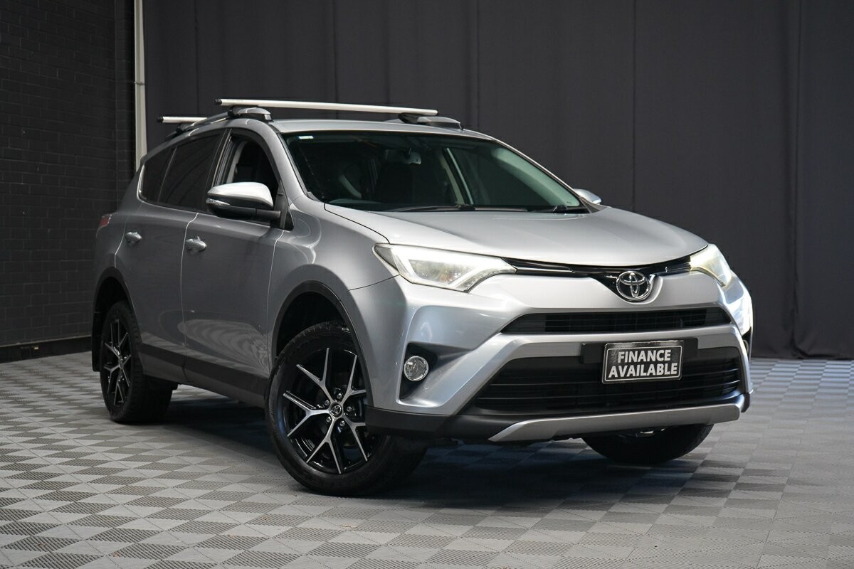 Toyota Rav4 image 1