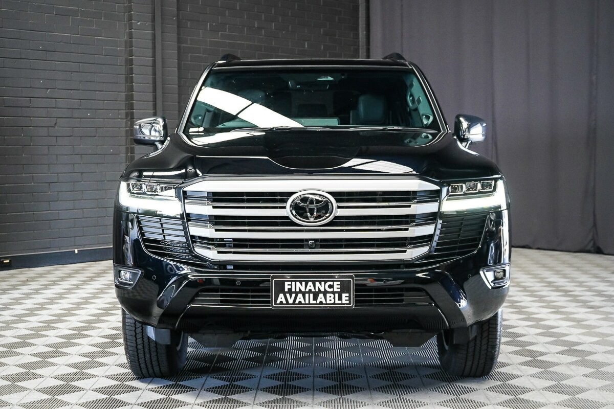 Toyota Landcruiser image 3