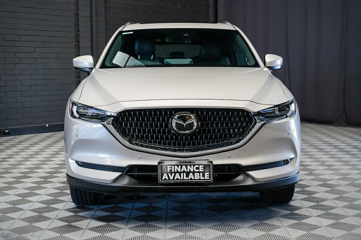 Mazda Cx-8 image 3