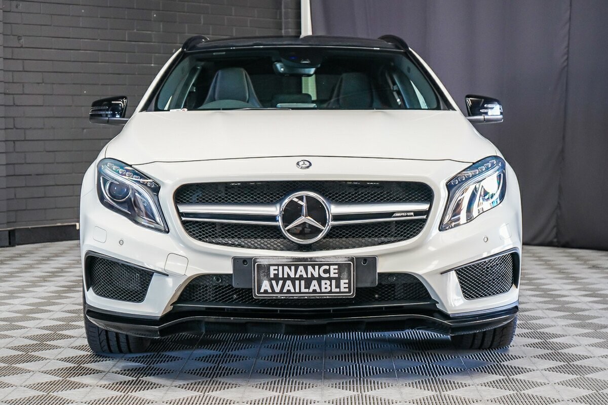 Mercedes Benz Gla-class image 3