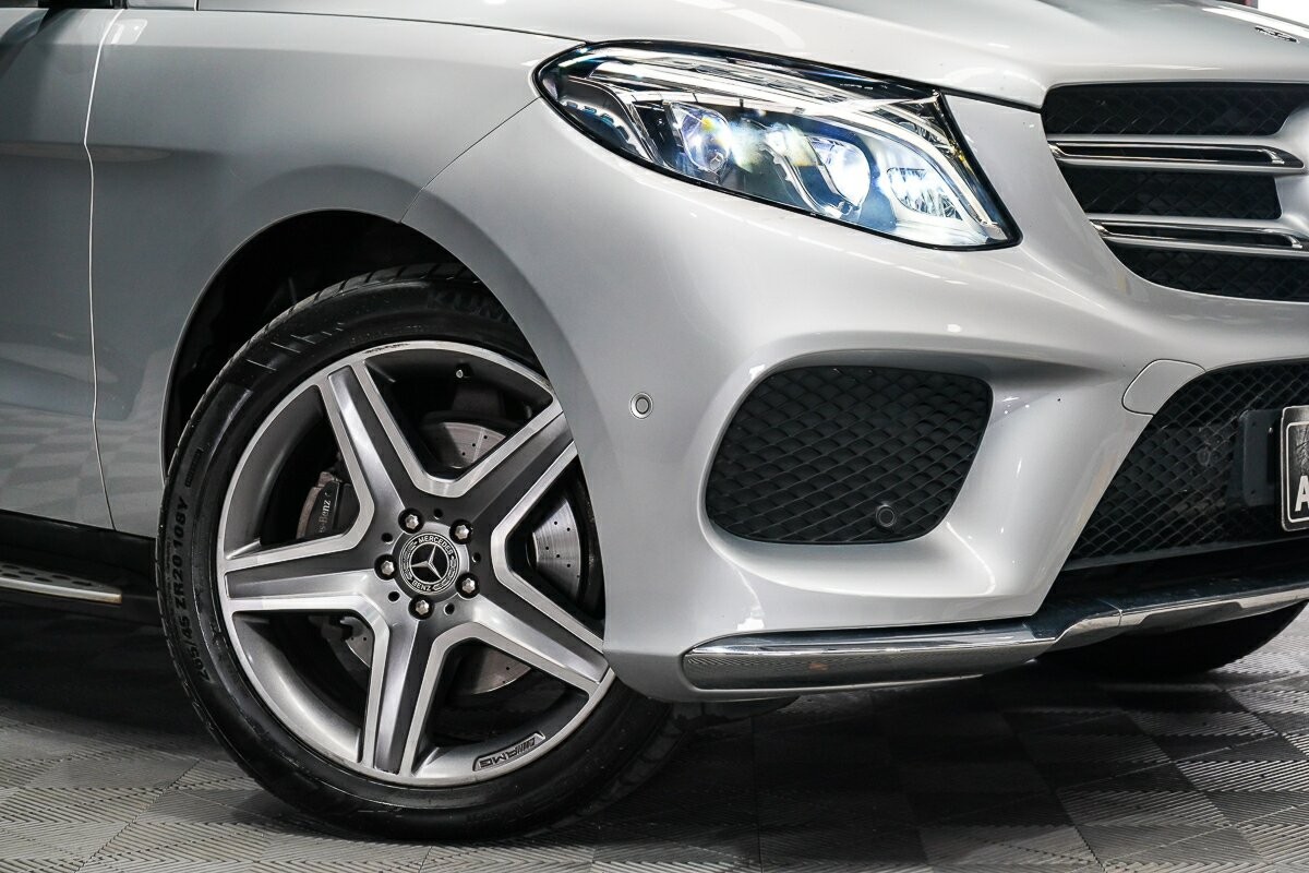 Mercedes Benz Gle-class image 2