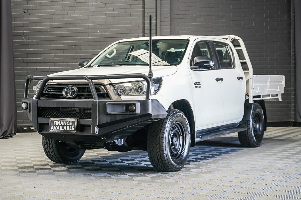 Toyota Hilux image 4