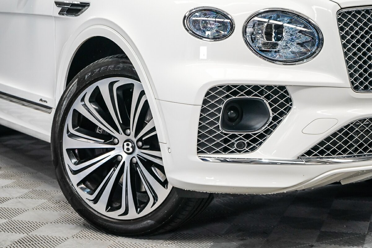 Bentley Bentayga image 2