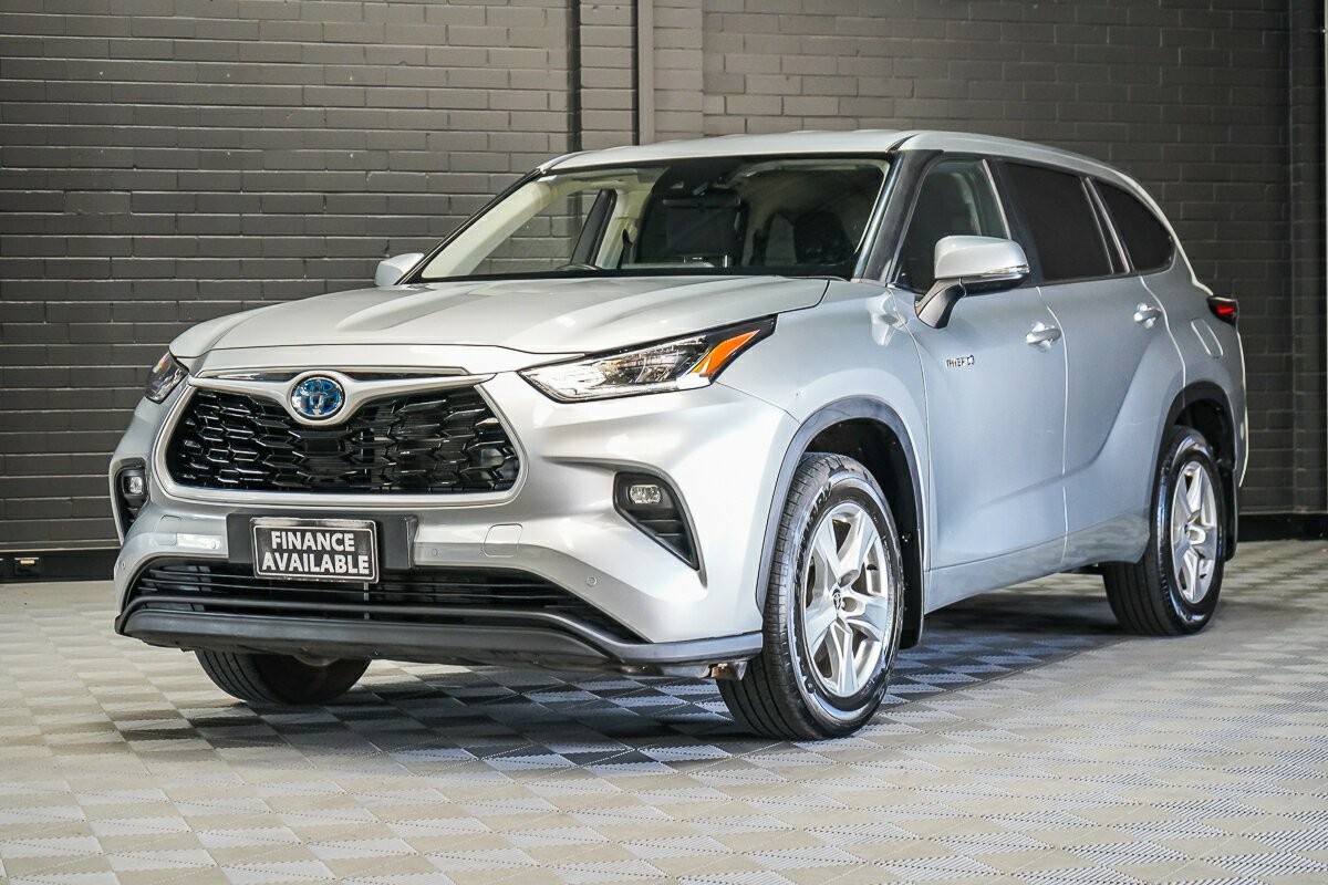 Toyota Kluger image 4
