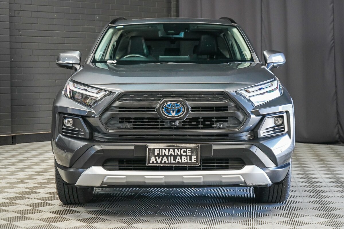 Toyota Rav4 image 3