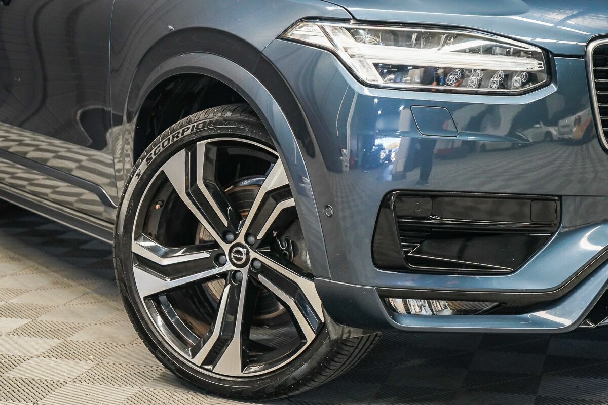 Volvo Xc90 image 2