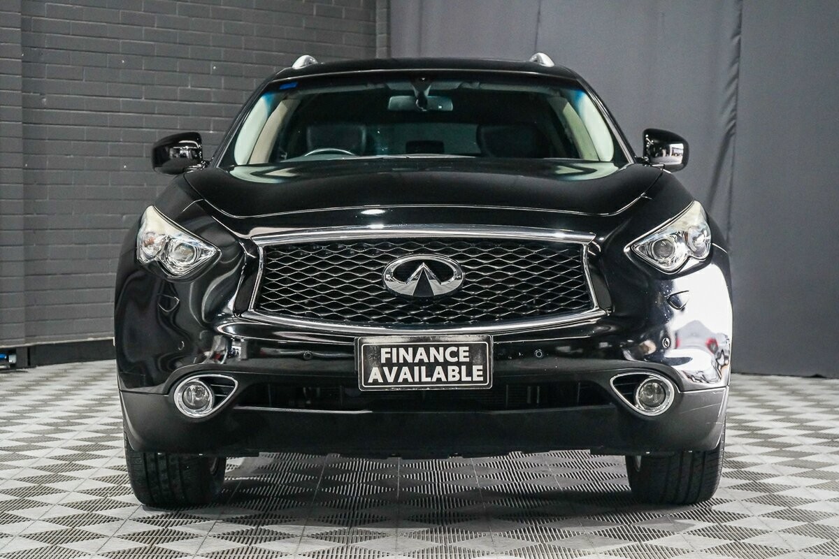 Infiniti Qx70 image 3