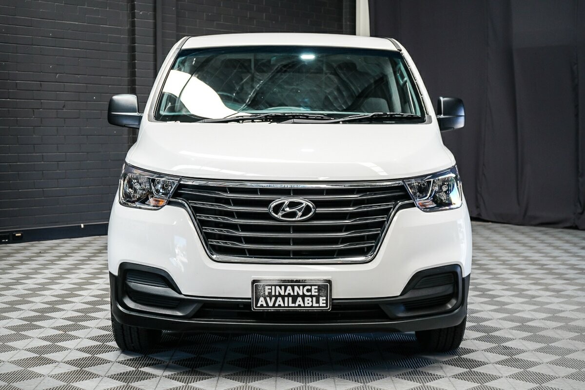 Hyundai Iload image 3
