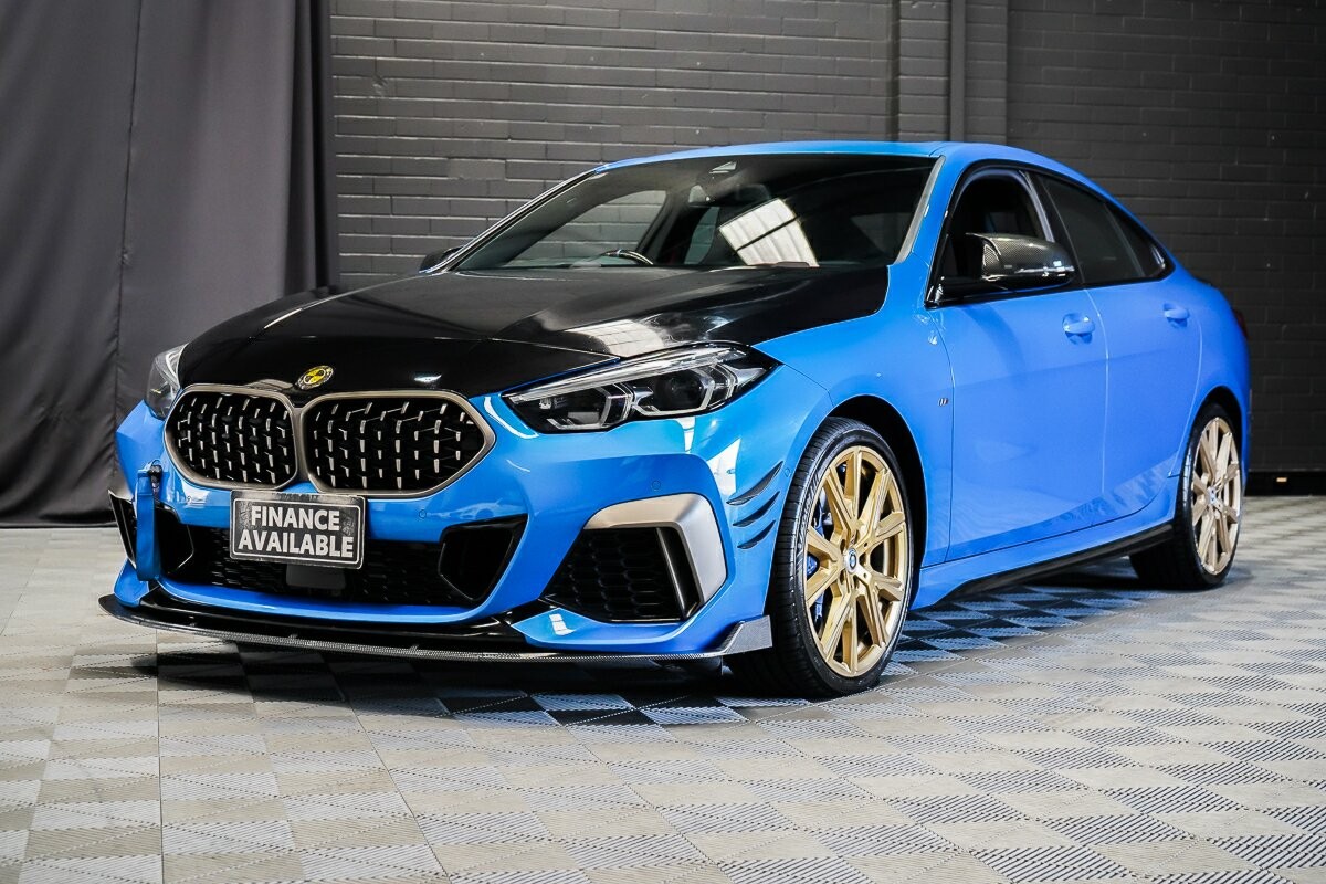 BMW 2 Series image 4