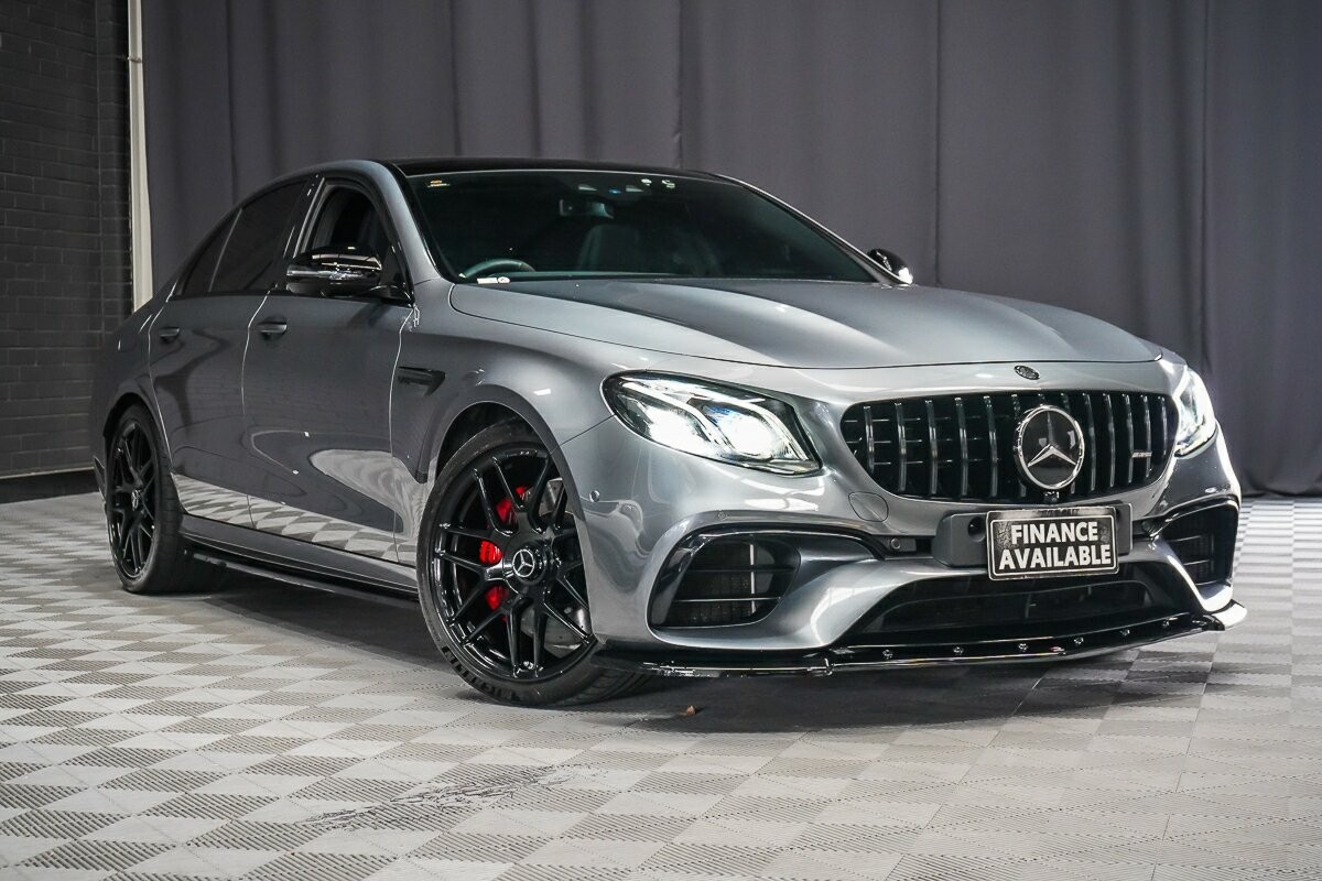 Mercedes Benz E-class image 1