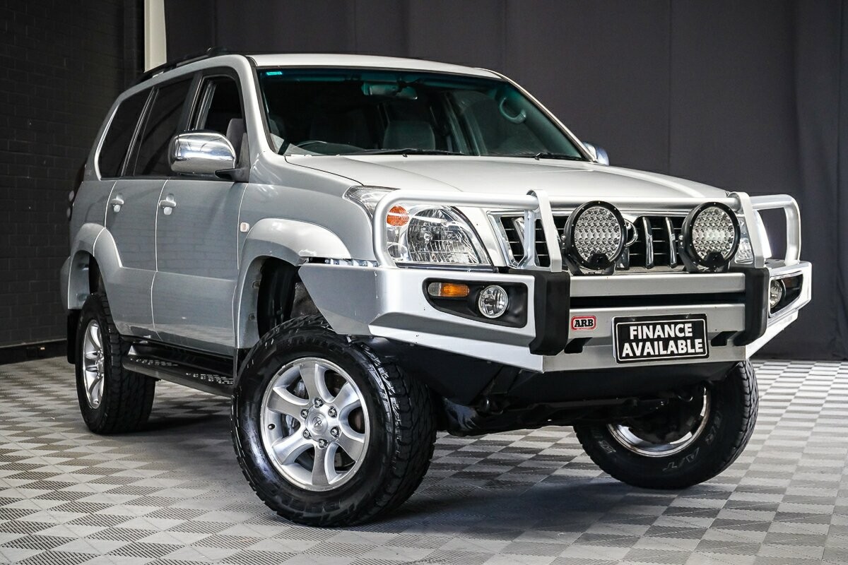 Toyota Landcruiser Prado image 1