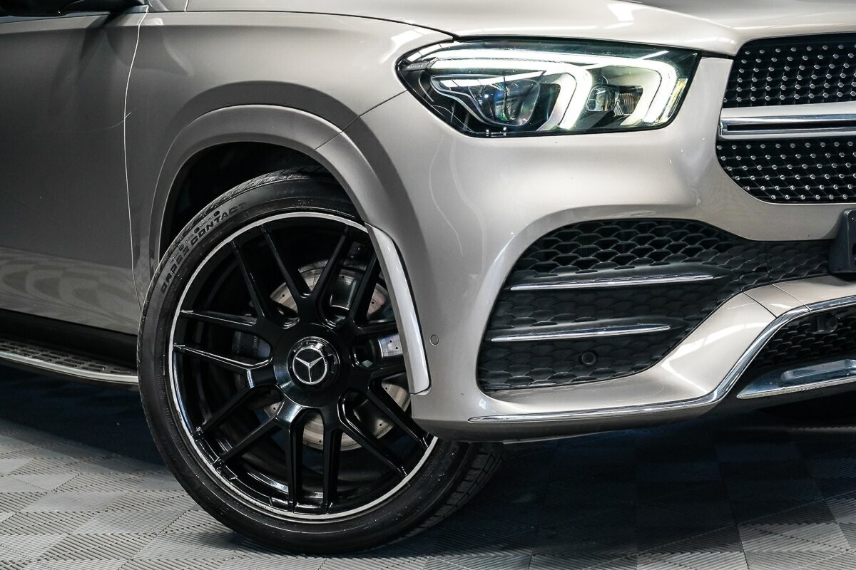 Mercedes Benz Gle-class image 2
