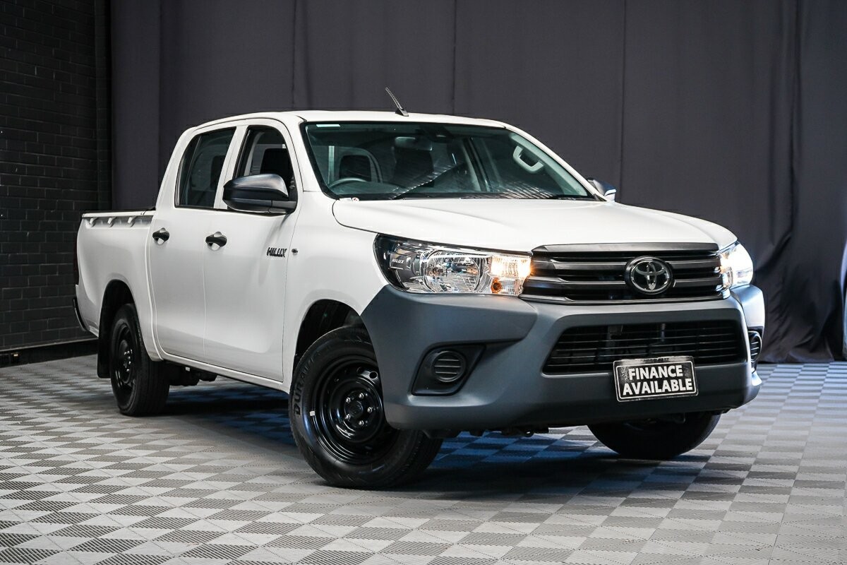 Toyota Hilux image 1