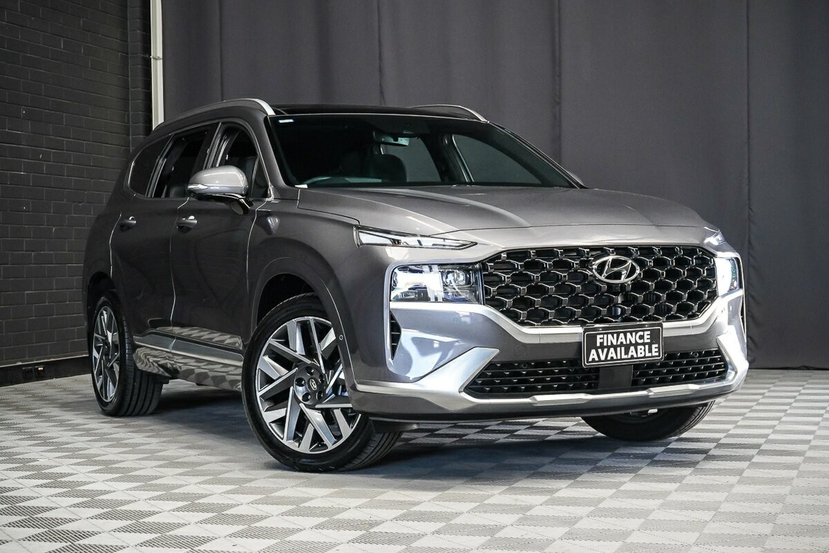 Hyundai Santa Fe image 1