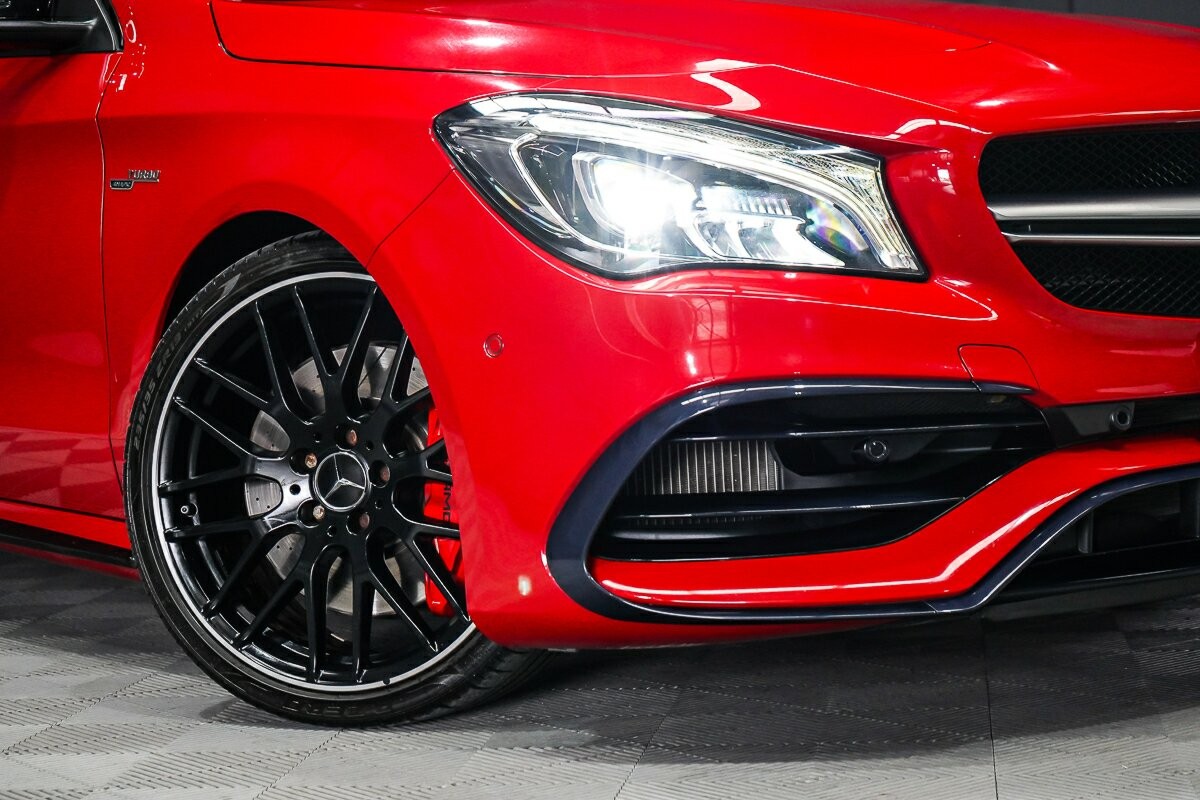 Mercedes Benz Cla-class image 2