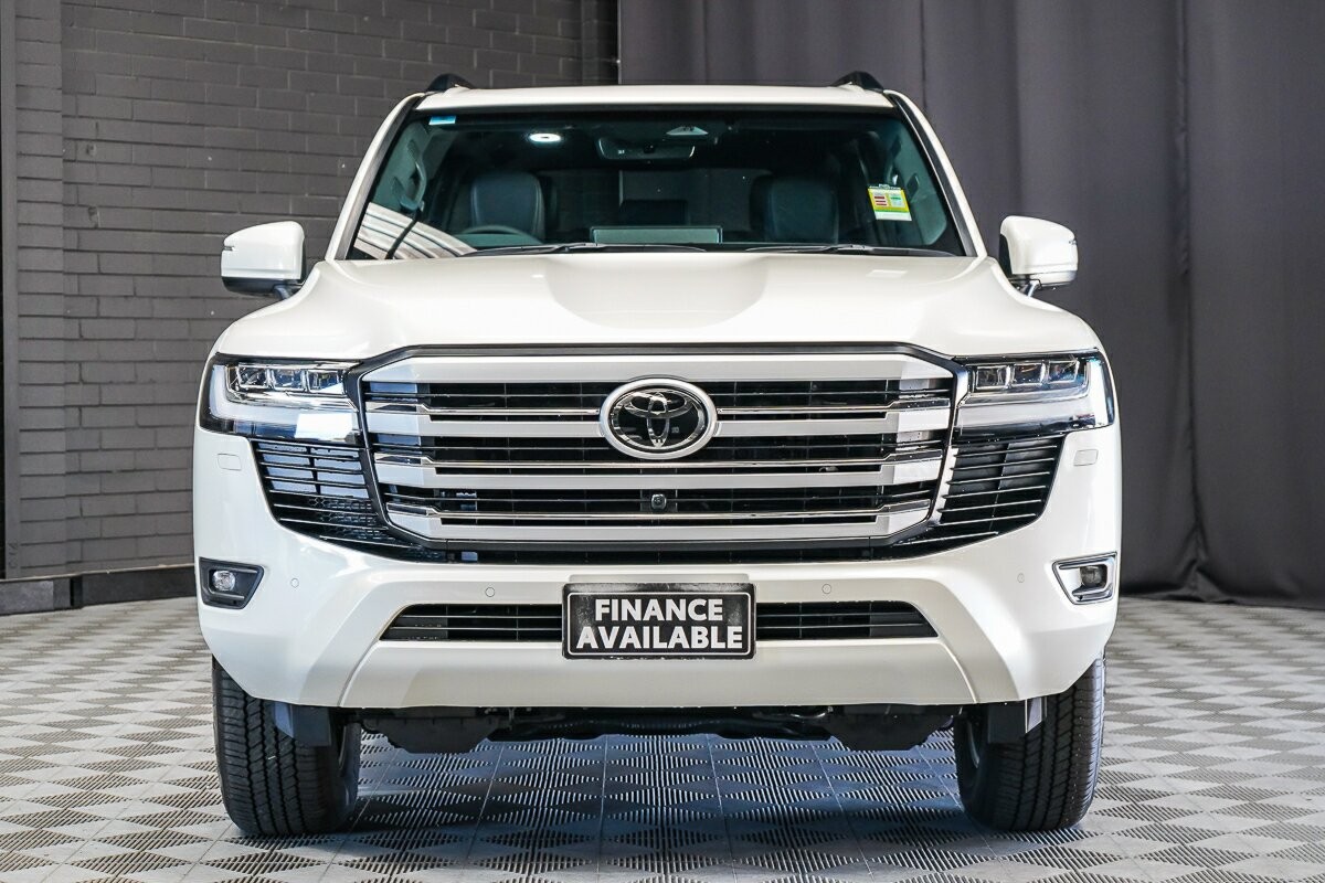 Toyota Landcruiser image 3