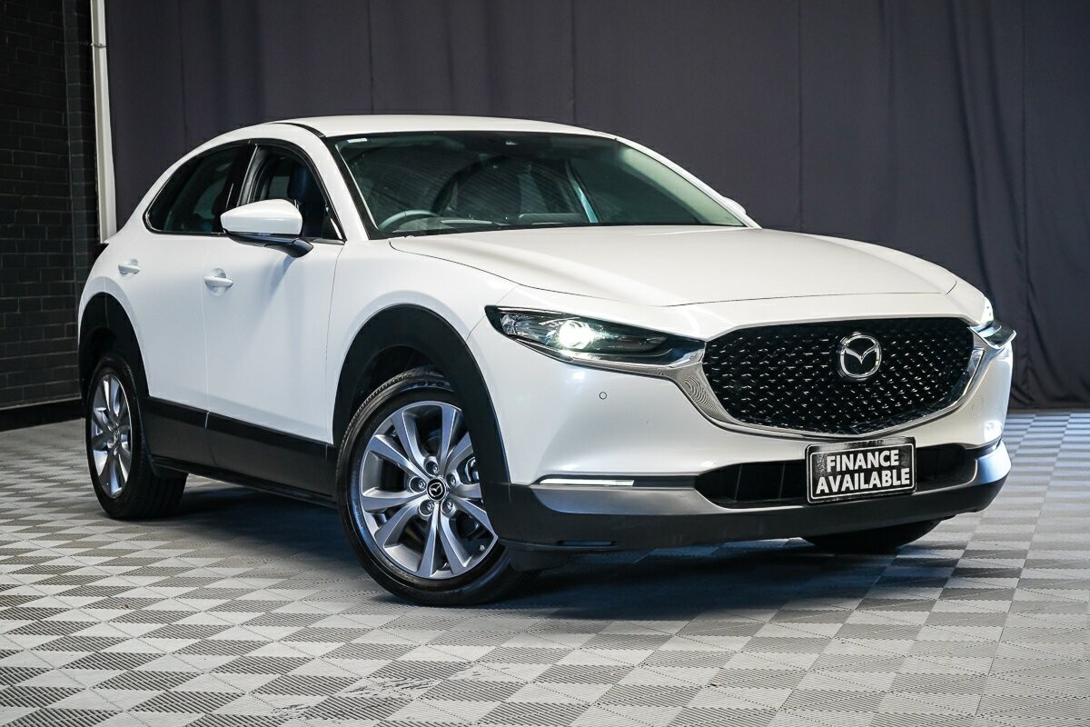 Mazda Cx-30 image 1