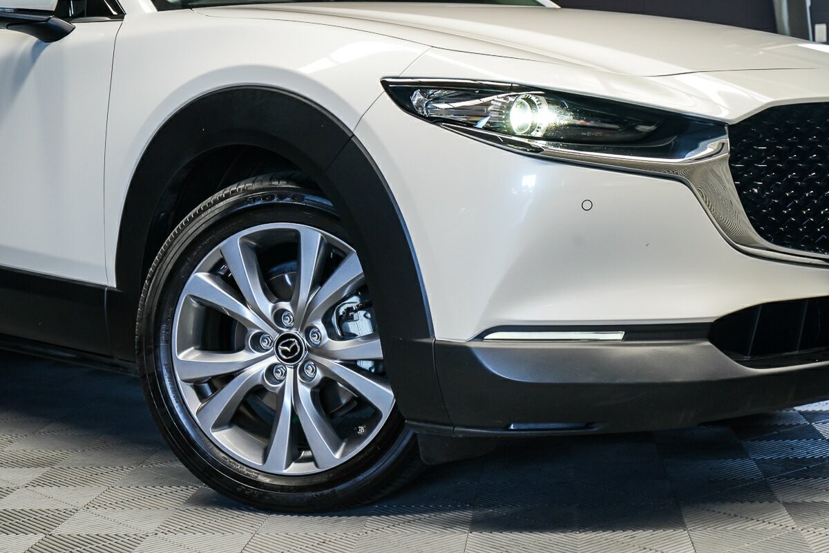 Mazda Cx-30 image 2