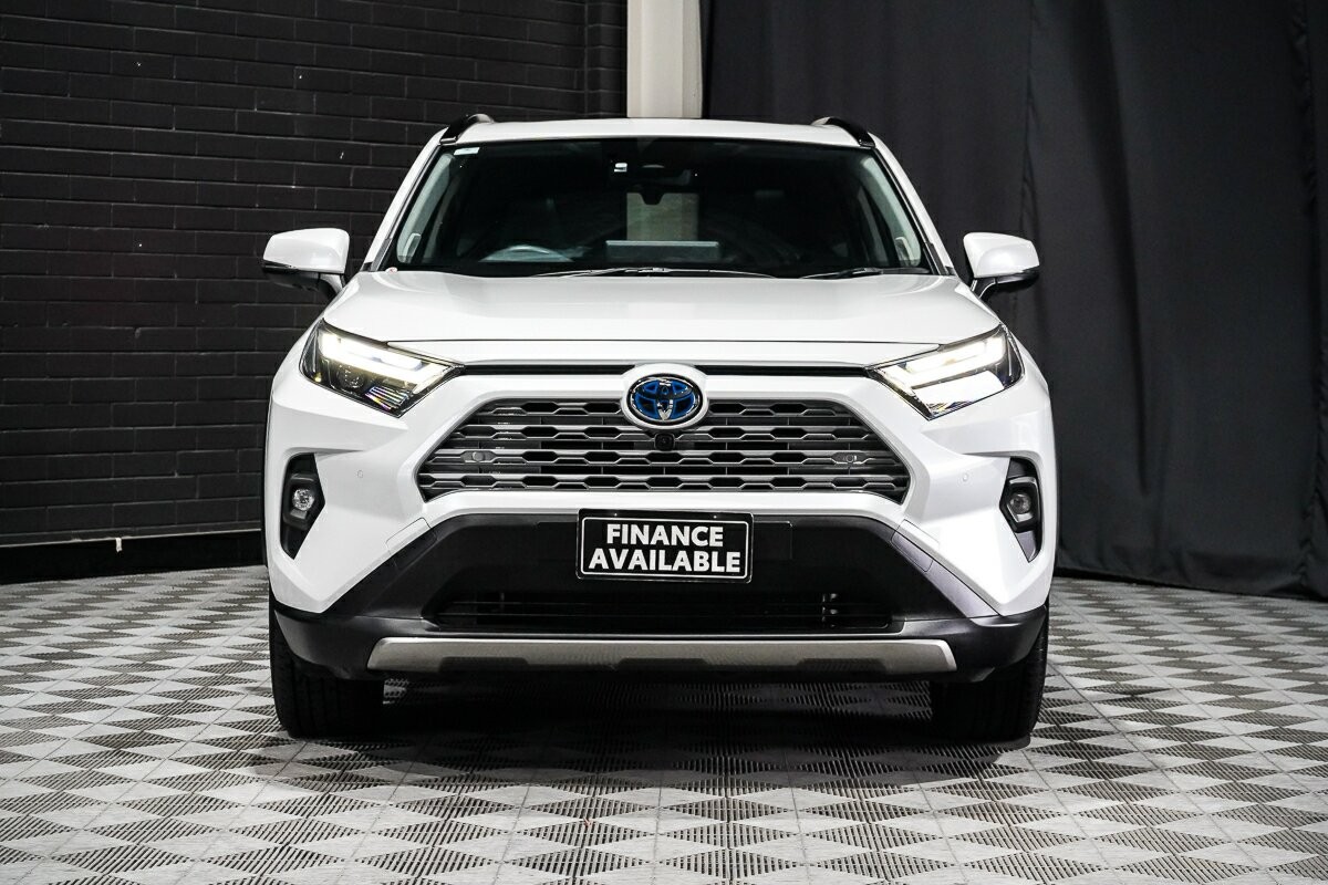 Toyota Rav4 image 3