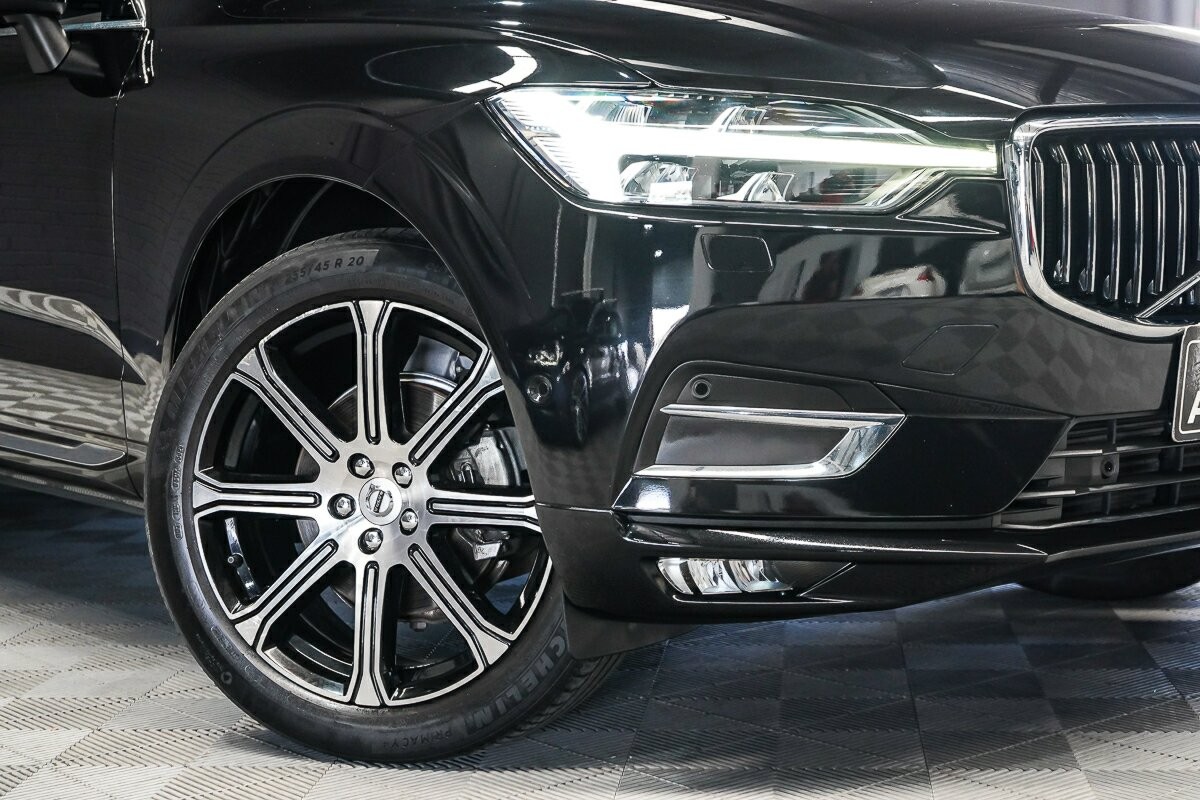 Volvo Xc60 image 2