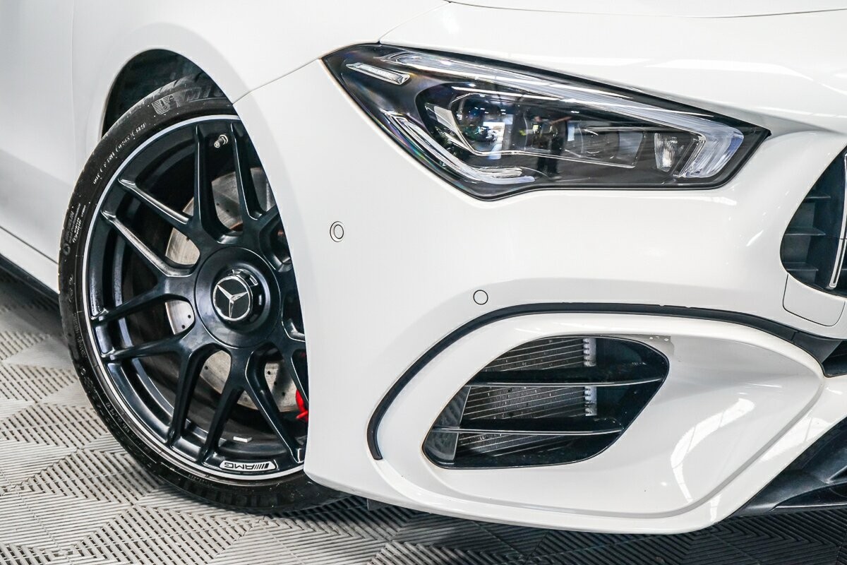 Mercedes Benz Cla-class image 2
