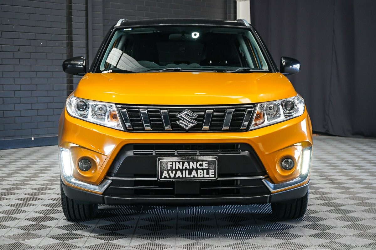 Suzuki Vitara image 3