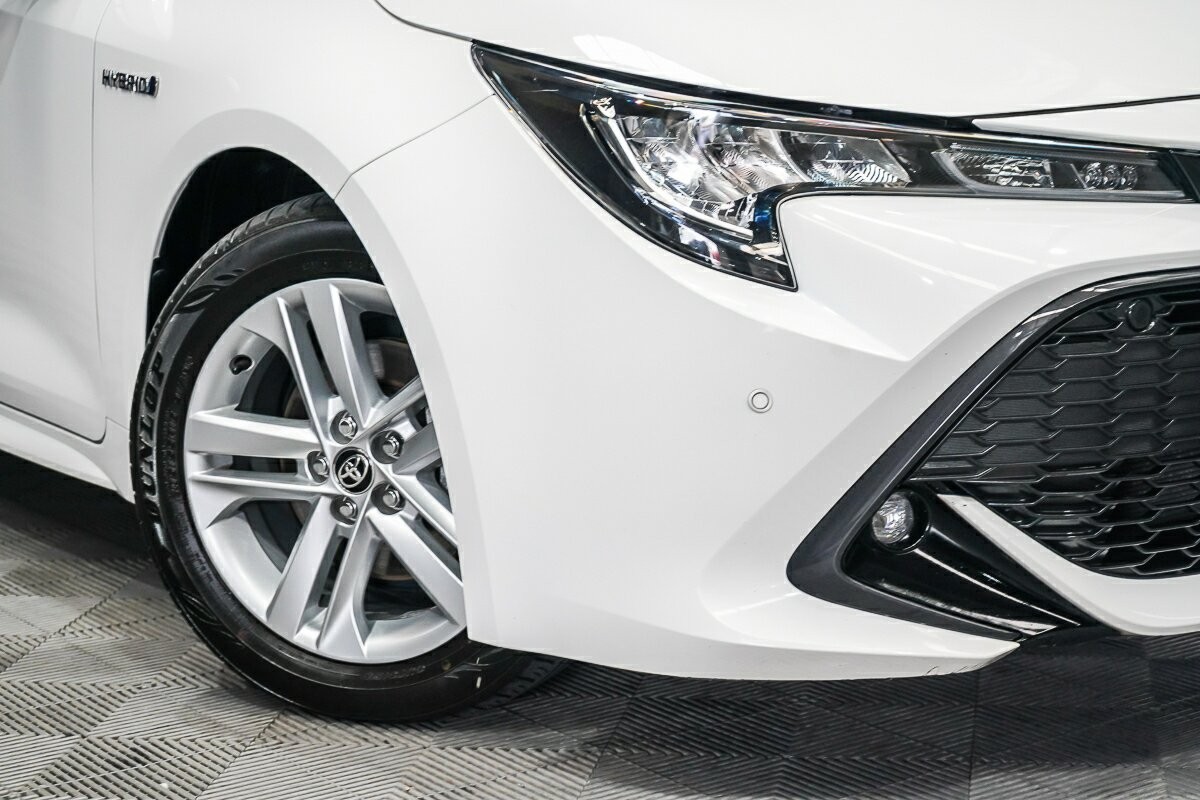 Toyota Corolla image 2