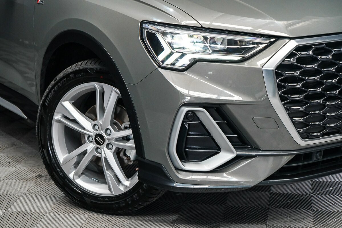 Audi Q3 image 2