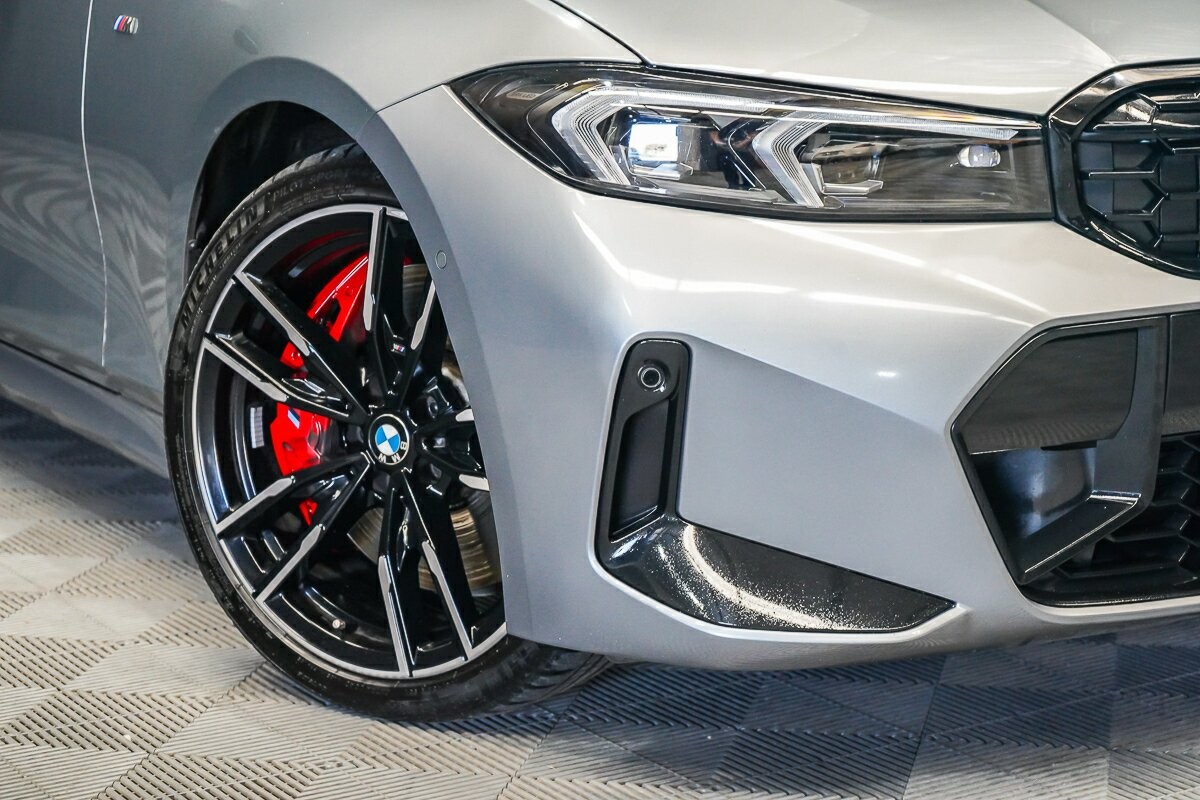 BMW 3 Series image 2