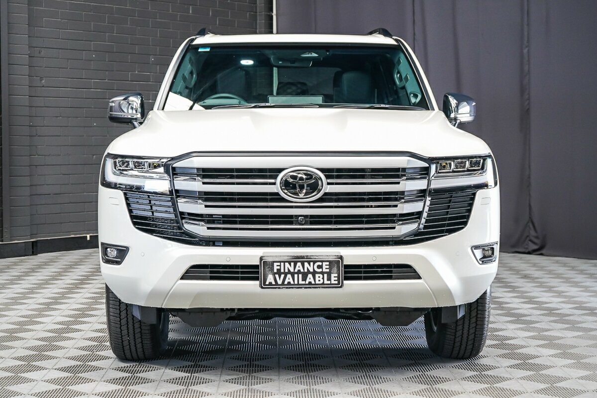 Toyota Landcruiser image 3