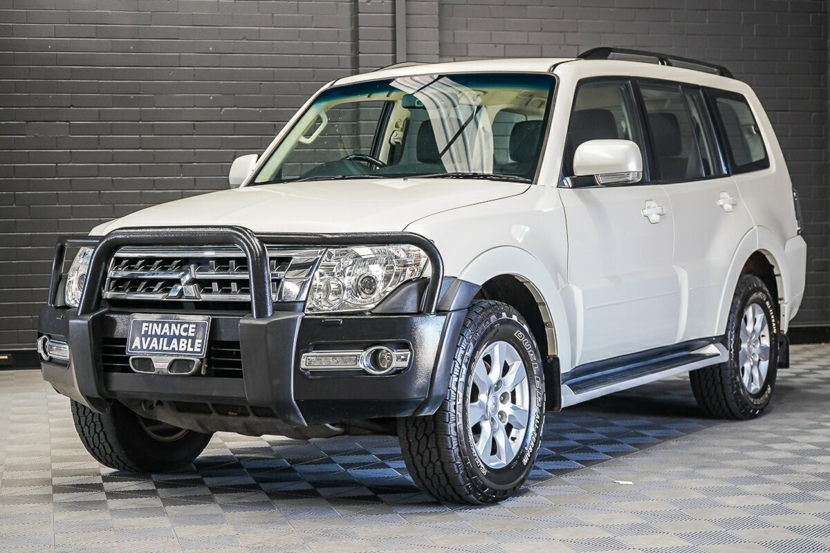 Mitsubishi Pajero image 4