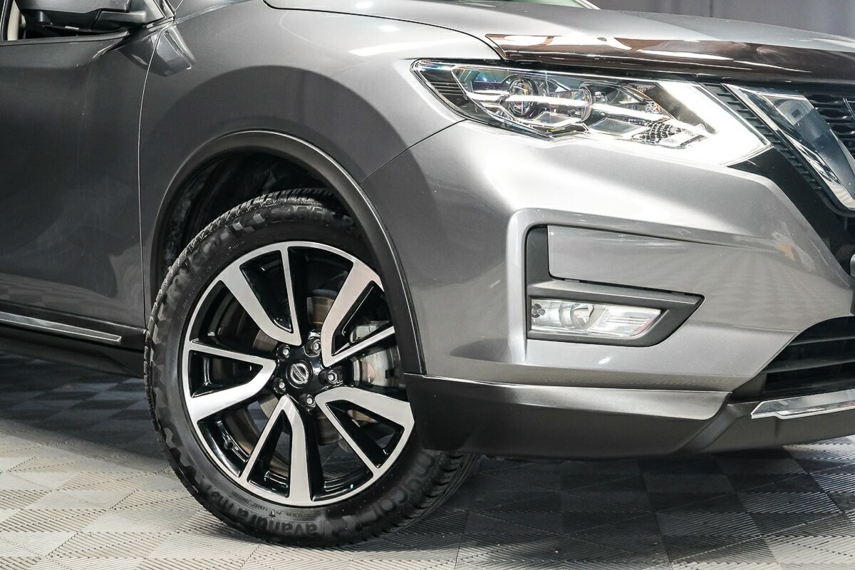 Nissan X-trail image 2