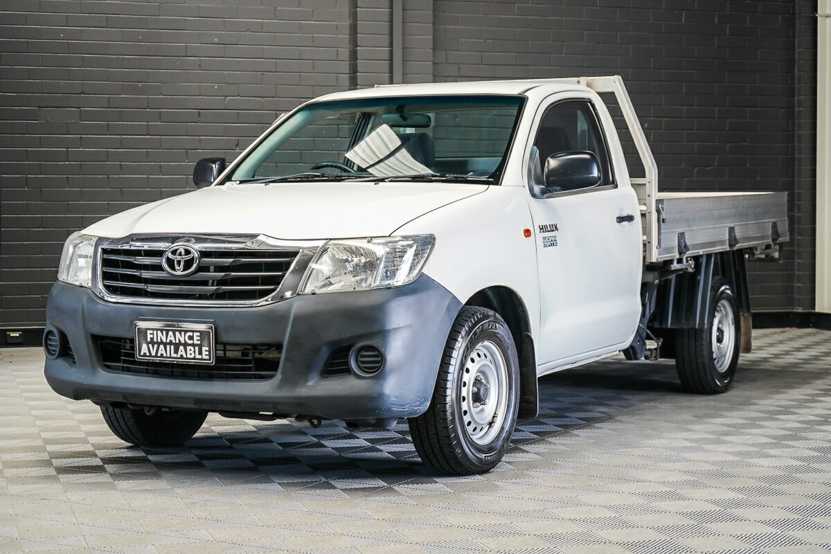 Toyota Hilux image 4