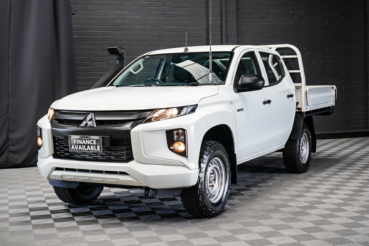 Mitsubishi Triton image 4
