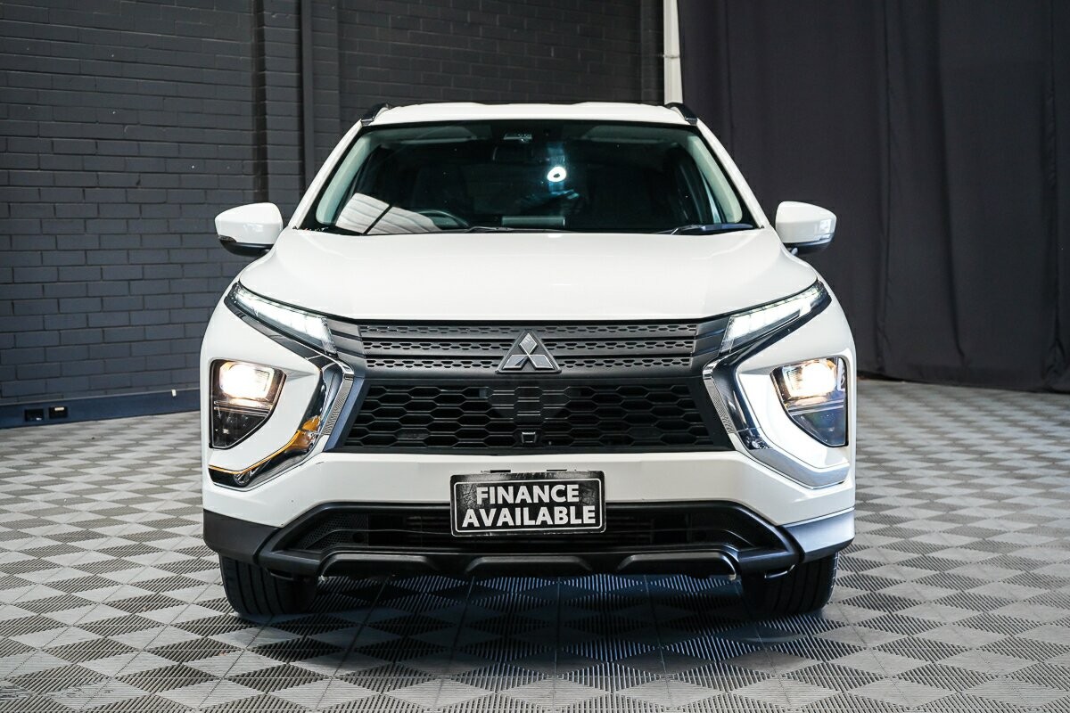 Mitsubishi Eclipse Cross image 3