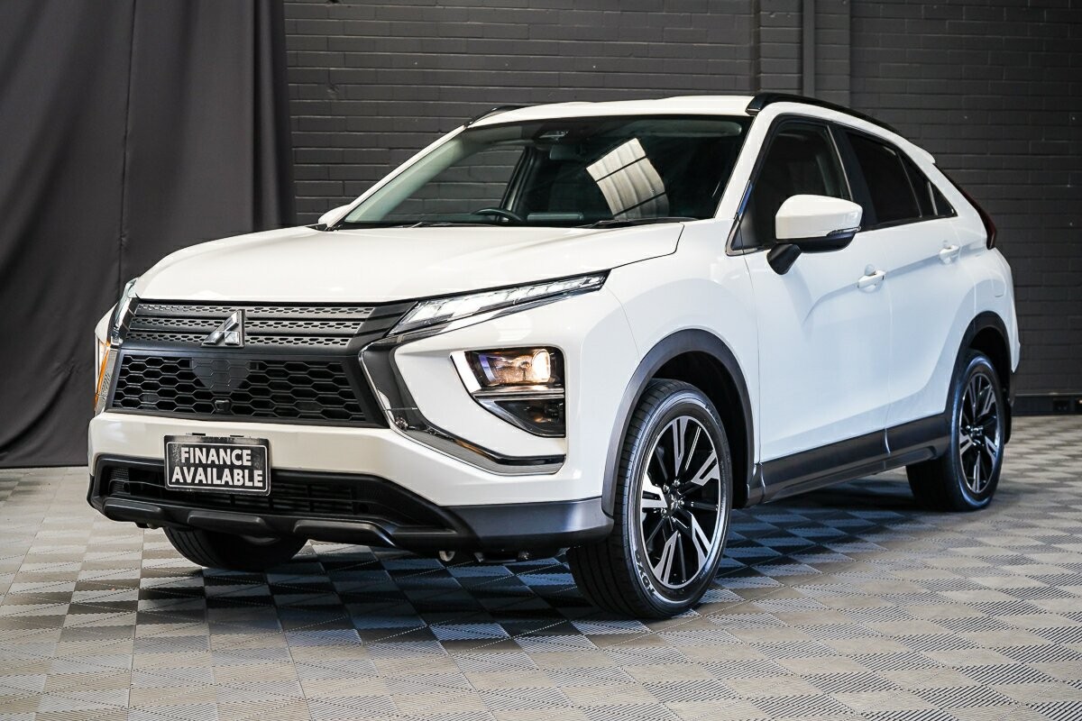 Mitsubishi Eclipse Cross image 4